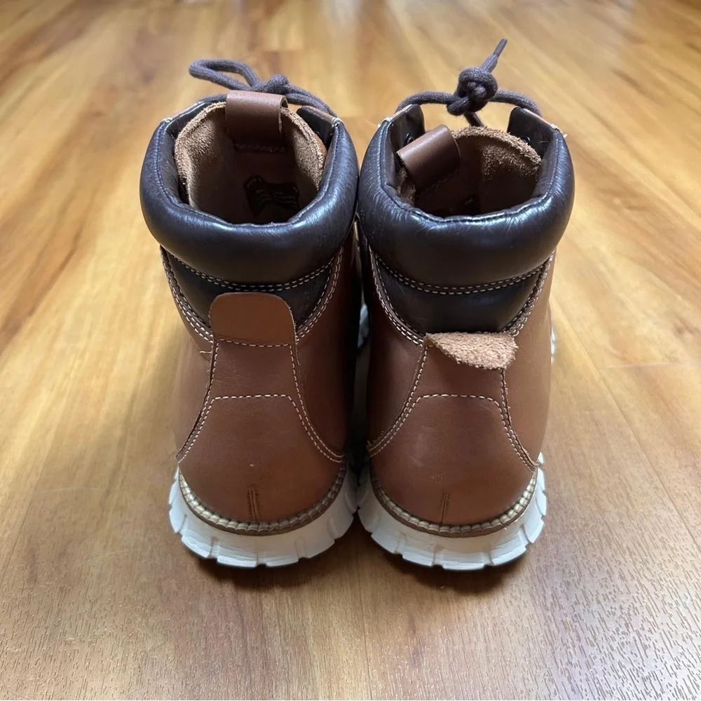 Cole Haan Men’s‎ Brown and White Hiking Boots Fall,Waterproof Size 9M